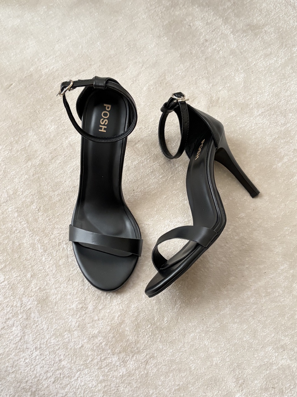 Cara heels